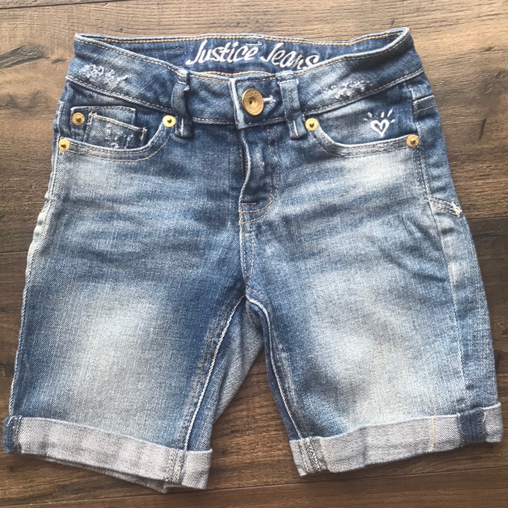 Girls slim-sized denim shorts